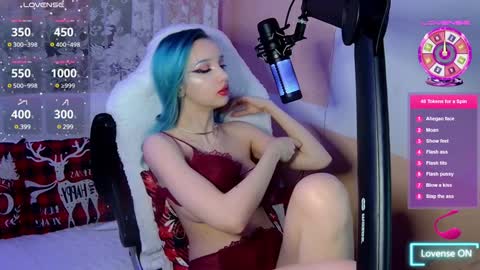 Aleksa Hunt online show from December 28, 2024, 11:48 pm