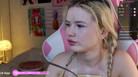 Snapshot of aleksalore chatting on February 7, 2025, 7:07 am Lexi online show from February 7, 2025, 7:07 am