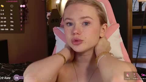 Snapshot of aleksalore chatting on March 1, 2025, 7:08 am Lexi online show from March 1, 2025, 7:08 am