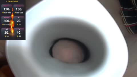 Snapshot of aleksej95 chatting on February 28, 2026, 8:43 pm Alex online show from February 28, 2026, 8:43 pm