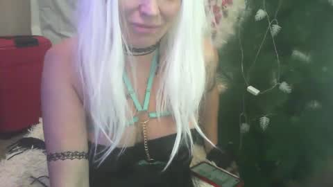 Luly online show from December 7, 2024, 12:30 am