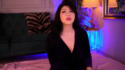 alenacapricious online show from November 6, 2025, 6:09 pm