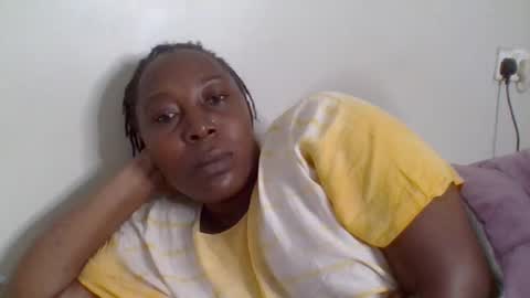 Snapshot of alesha_ chatting on February 18, 2026, 6:37 pm Noreen Kennth and Emilly online show from February 18, 2026, 6:37 pm