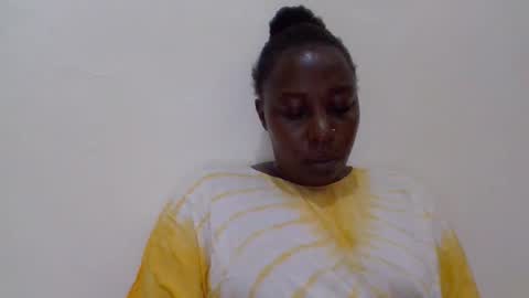 Snapshot of alesha_ chatting on March 19, 2026, 5:33 am Noreen Kennth and Emilly online show from March 19, 2026, 5:33 am