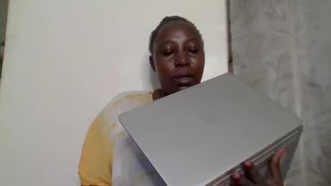 Snapshot of alesha_ chatting on March 20, 2026, 6:51 am Noreen Kennth and Emilly online show from March 20, 2026, 6:51 am