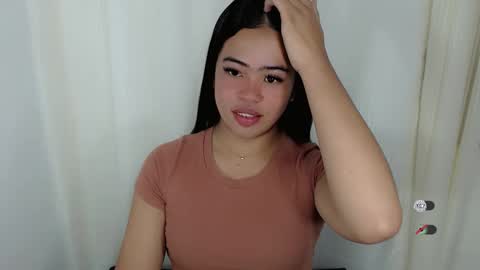 Snapshot of alesha_vibe_me chatting on March 15, 2026, 1:17 pm alesha_vibe_me online show from March 15, 2026, 1:17 pm