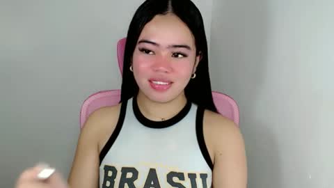 alesha_vibe_me online show from May 19, 2026, 2:23 pm