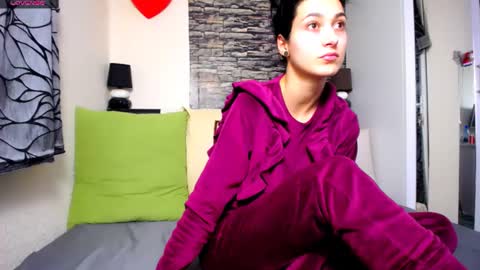 Snapshot of alesiasensual chatting on February 23, 2025, 1:42 pm AlesiaSensual online show from February 23, 2025, 1:42 pm