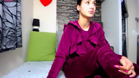 Snapshot of alesiasensual chatting on March 10, 2025, 8:15 am AlesiaSensual online show from March 10, 2025, 8:15 am
