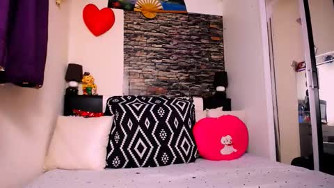 Snapshot of alesiasensual chatting on November 4, 2025, 8:57 am AlesiaSensual online show from November 4, 2025, 8:57 am