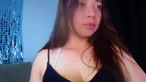 Snapshot of aleska_dollx chatting on February 7, 2025, 2:19 am QUEEN OFF MILk IM BACK 15 NOV online show from February 7, 2025, 2:19 am