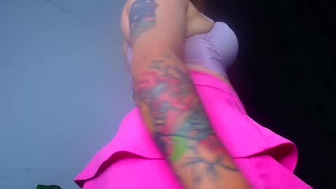 Snapshot of aleska_dollx chatting on February 16, 2025, 1:25 am QUEEN OFF MILk IM BACK 15 NOV online show from February 16, 2025, 1:25 am