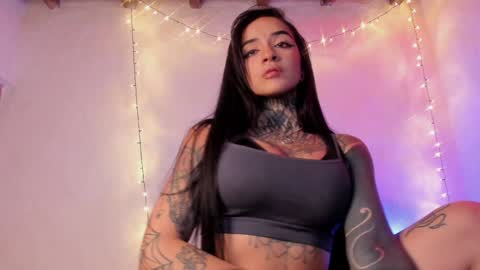 Snapshot of alessafrost_ chatting on December 12, 2024, 2:15 am Onlyfans Babykarma6 online show from December 12, 2024, 2:15 am