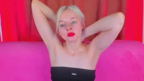 alessakiss online show from May 12, 2026, 2:08 am