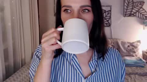 Sandra online show from December 14, 2024, 7:03 pm