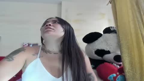 Snapshot of alessandra_moore_ig chatting on October 10, 2025, 5:45 pm paola online show from October 10, 2025, 5:45 pm