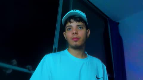 Alessandro online show from October 20, 2025, 4:02 am