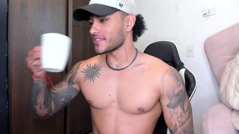 Alessandro Vanni online show from December 7, 2024, 1:07 pm