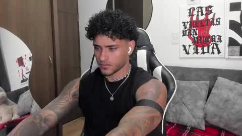 Alessandro Vanni online show from January 19, 2026, 2:15 am