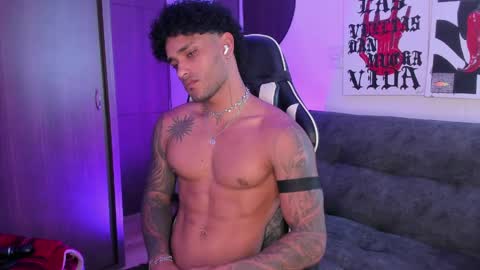 Alessandro Vanni online show from April 26, 2026, 2:59 pm