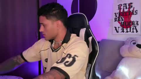 Alessandro Vanni online show from June 29, 2026, 1:44 pm