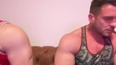 Snapshot of alessandrobuilder chatting on January 22, 2025, 10:37 pm Alessandrobuilder online show from January 22, 2025, 10:37 pm