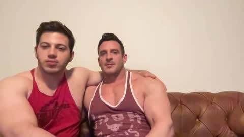 Snapshot of alessandrobuilder chatting on February 8, 2025, 11:45 pm Alessandrobuilder online show from February 8, 2025, 11:45 pm