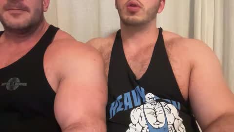 Snapshot of alessandrobuilder chatting on September 23, 2025, 8:01 pm Alessandrobuilder online show from September 23, 2025, 8:01 pm