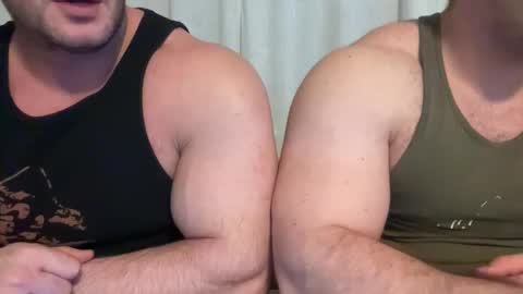 Snapshot of alessandrobuilder chatting on September 30, 2025, 11:10 pm Alessandrobuilder online show from September 30, 2025, 11:10 pm