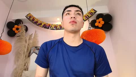 Snapshot of alessandrodaw chatting on November 3, 2025, 4:36 am Alessandro online show from November 3, 2025, 4:36 am