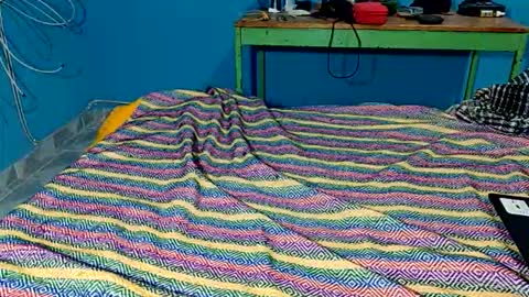 alessandrodmv online show from April 2, 2026, 8:34 am