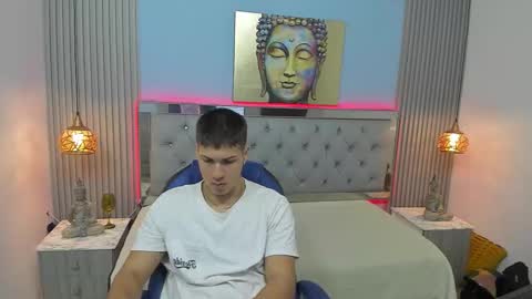 Snapshot of alessandrofranco chatting on March 17, 2026, 1:47 pm Alessandro Franco online show from March 17, 2026, 1:47 pm