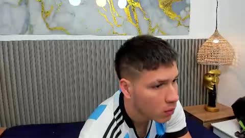 Snapshot of alessandrofranco chatting on July 15, 2026, 12:43 pm Alessandro Franco online show from July 15, 2026, 12:43 pm