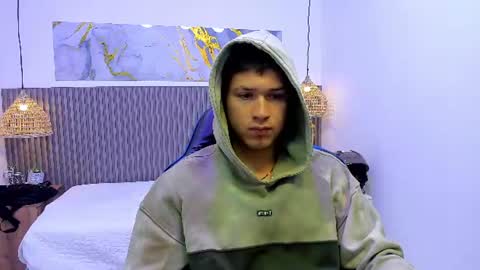 Snapshot of alessandrofranco chatting on July 23, 2026, 12:36 pm Alessandro Franco online show from July 23, 2026, 12:36 pm