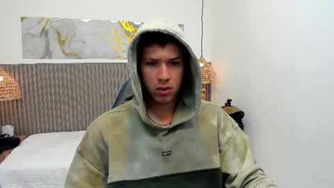 Snapshot of alessandrofranco chatting on July 24, 2026, 12:36 pm Alessandro Franco online show from July 24, 2026, 12:36 pm