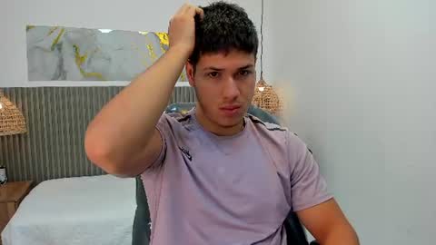 Snapshot of alessandrofranco chatting on August 1, 2026, 12:26 pm Alessandro Franco online show from August 1, 2026, 12:26 pm