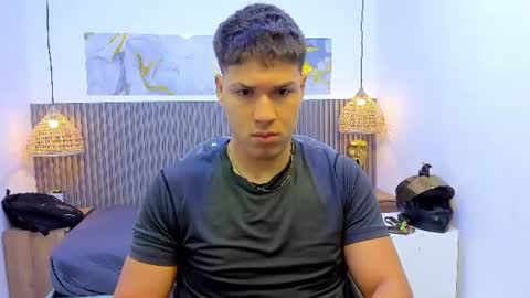 Snapshot of alessandrofranco chatting on August 5, 2026, 12:19 pm Alessandro Franco online show from August 5, 2026, 12:19 pm