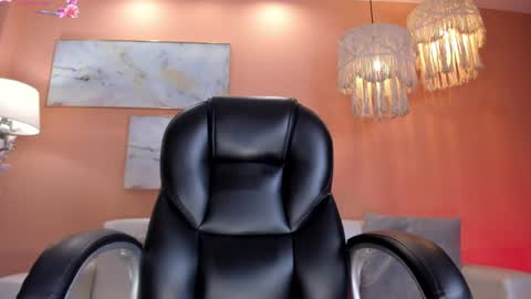 ALESSA ROMERO  online show from January 8, 2025, 7:34 pm