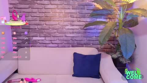 Snapshot of alessia_faccheti chatting on October 14, 2025, 9:04 pm Sara online show from October 14, 2025, 9:04 pm
