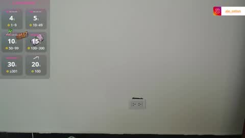 Snapshot of alessia_santorinni chatting on May 9, 2026, 7:08 pm alessia_santorinni online show from May 9, 2026, 7:08 pm