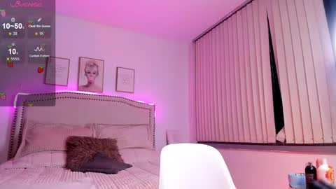 Alessia cruz online show from December 12, 2024, 10:34 am