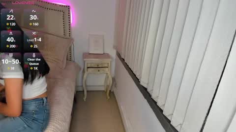 Alessia cruz online show from January 17, 2025, 10:22 am
