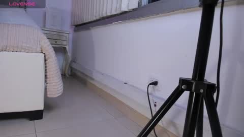 Alessia cruz online show from March 12, 2025, 10:37 am