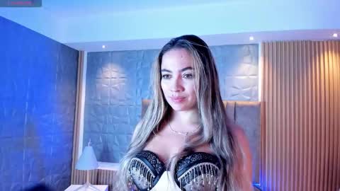 Snapshot of alessia_taylorr chatting on October 22, 2025, 12:05 pm Alessia  Everyday From 0530 to 1430 Col Time online show from October 22, 2025, 12:05 pm