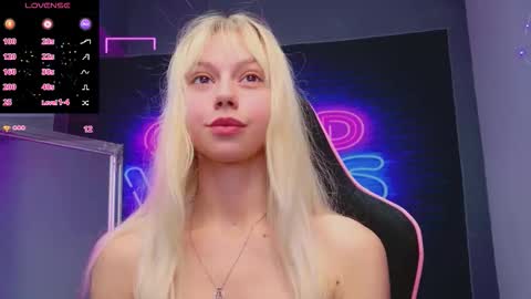 alessiacroft online show from October 10, 2025, 4:44 am