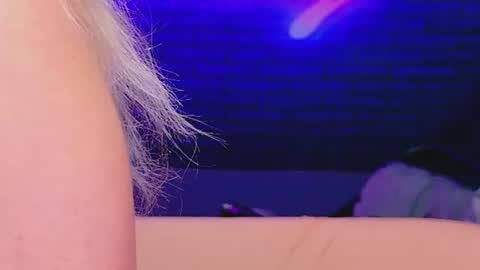 alessiacroft online show from June 19, 2026, 4:17 am