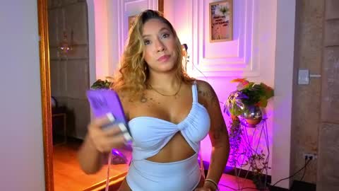 Snapshot of alessialondon chatting on April 11, 2026, 8:40 am Alessia online show from April 11, 2026, 8:40 am