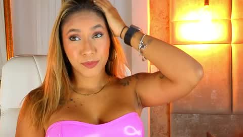 Snapshot of alessialondon chatting on April 24, 2026, 10:07 am Alessia online show from April 24, 2026, 10:07 am