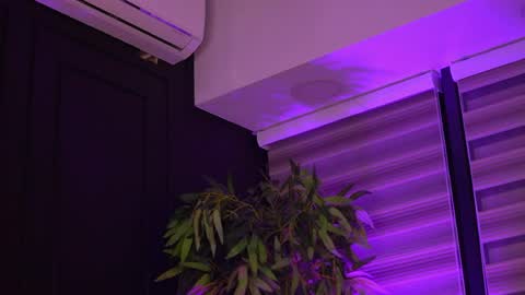 Snapshot of alessianoire chatting on March 13, 2026, 6:03 pm Natasha online show from March 13, 2026, 6:03 pm