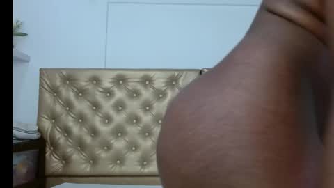 Snapshot of alessiiaa_ chatting on January 21, 2025, 1:32 pm alessiiaa online show from January 21, 2025, 1:32 pm